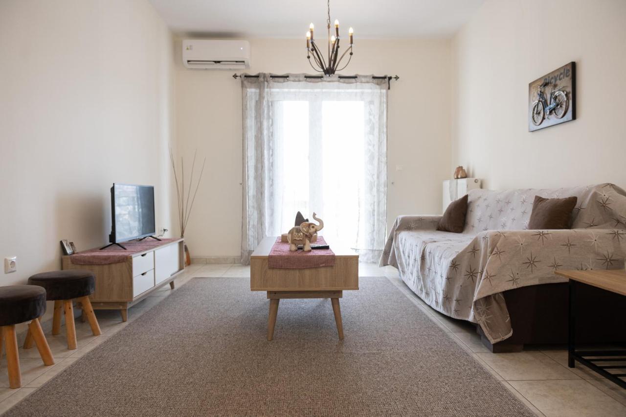 Despoina'S Lovely Apartment 纳夫普利翁 外观 照片